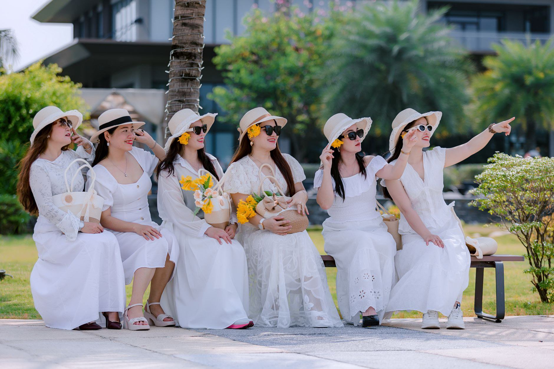 2. Sao Kim: website đồng bộ với nhận diện thương hiệu